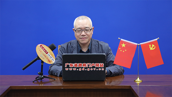 專(zhuān)訪(fǎng)省統(tǒng)計(jì)局局長(zhǎng)楊新洪