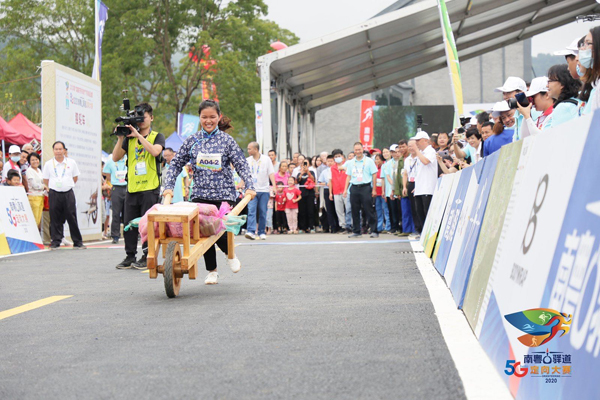 獨(dú)輪車(chē).jpg