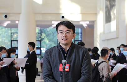省政協(xié)委員，中國(guó)作協(xié)全委會(huì)委員、廣東省作協(xié)副主席林俊敏：大力培育文化新業(yè)態(tài)
