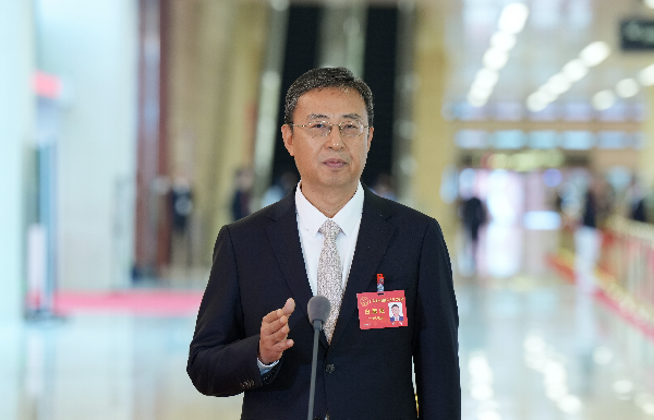 省人大代表、廣東連越律師事務(wù)所主任劉濤：不斷汲取基層智慧 讓每項(xiàng)法規(guī)滿載民意